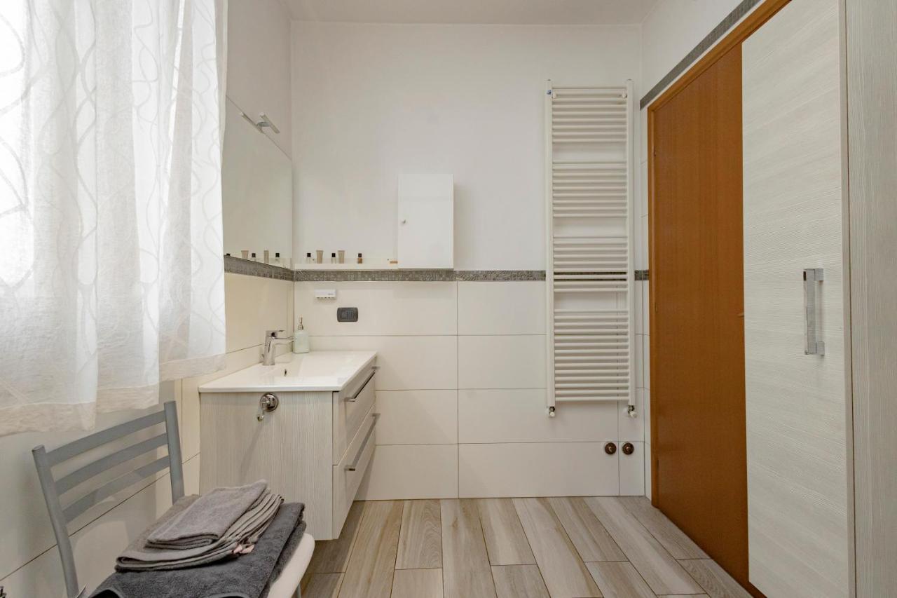 Апартаменты Bomboniera Milano Zona Rho Fiera - Bilocale 70Mq Сенаго Экстерьер фото